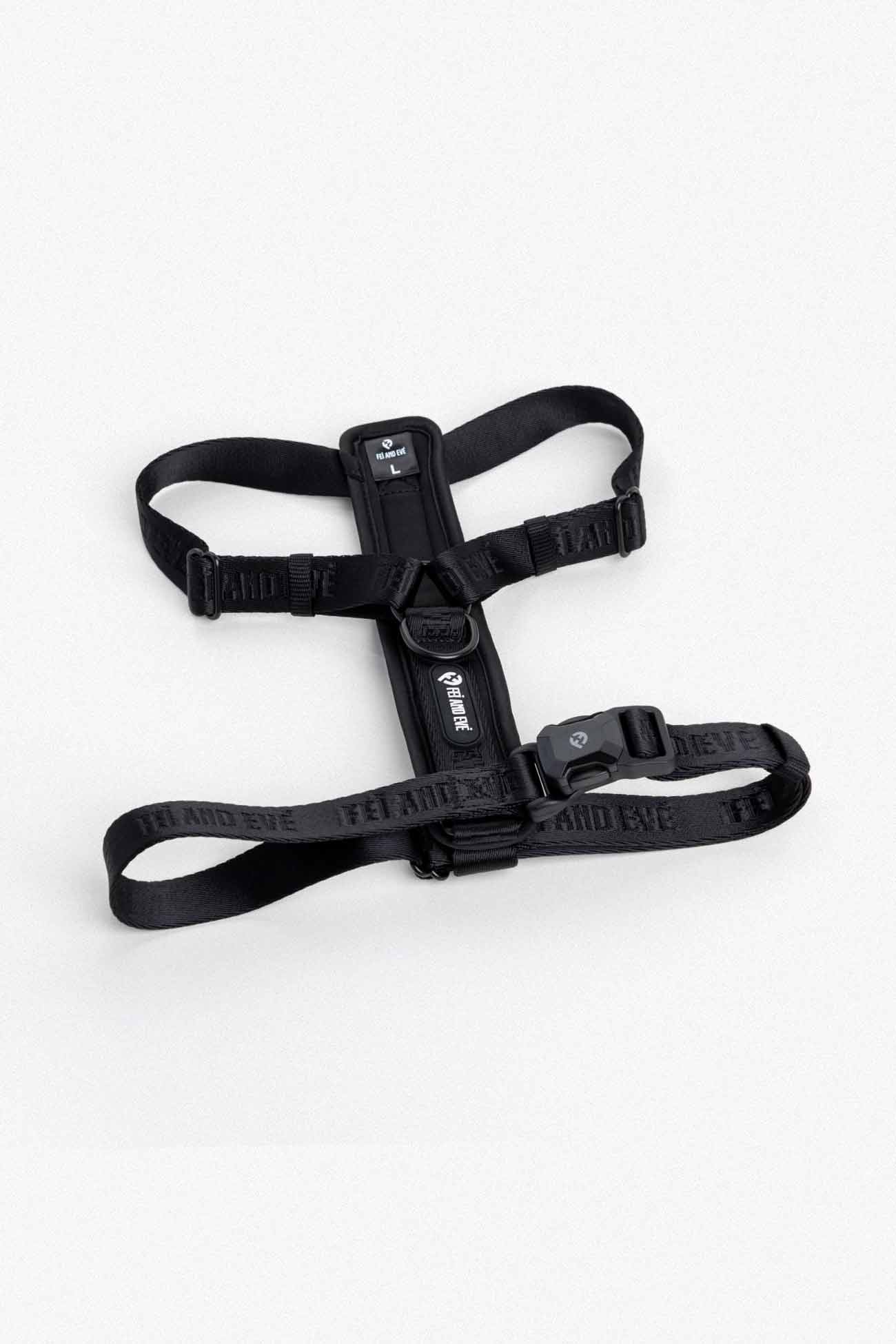 Black Moxie Harness with MagEase Buckles in size Large for dogs on a white background.